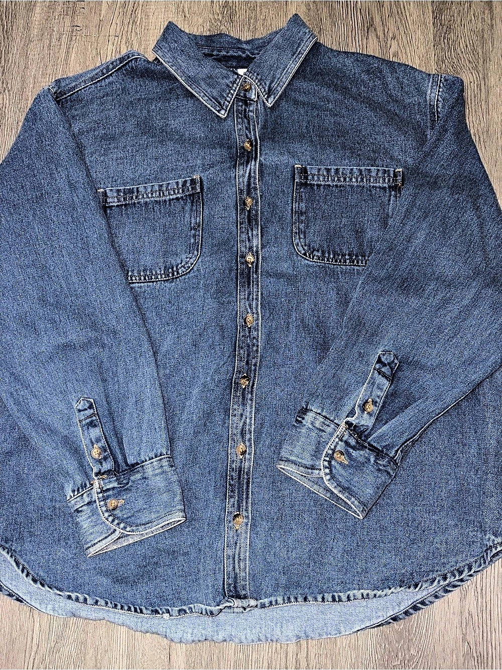 Luna Skies Denim Button Down Shirt in Blue Size XL Like New